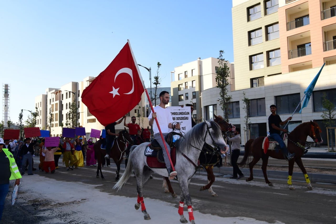 MALATYA BÜYÜKŞEHİR BELEDİYESİ İLE VALİLİK TARAFINDAN DÜZENLENEN "28'İNCİ MALATYA KAYISI FESTİVALİ...