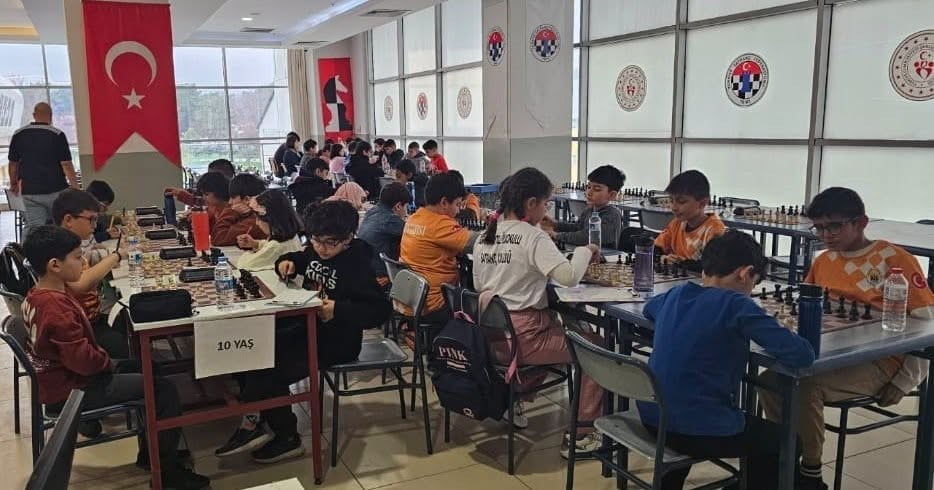MALATYA’DA 15 TEMMUZ SATRANÇ TURNUVASI TAMAMLANDI