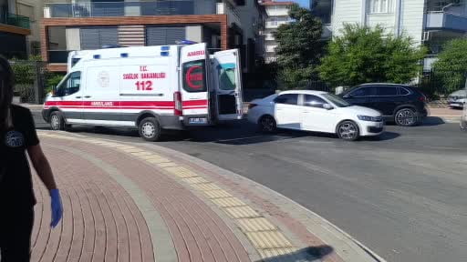 Manavgat'ta ticari taksi ile otomobil çarpıştı: 4 yaralı