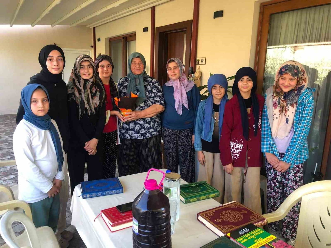 MANİSA'NIN SARIGÖL İLÇESİNDE KUR'AN KURSU ÖĞRENCİLERİ, 20 TEMMUZ KIBRIS BARIŞ HAREKATI'NIN YIL...