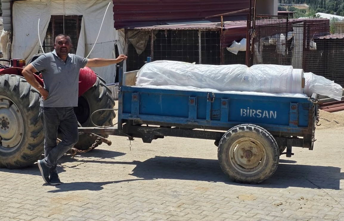 MANİSA'NIN SARIGÖL OVASI'NDA ETKİSİNİ ARTIRAN SICAK HAVA DALGASI, ÜZÜM BAĞLARINI KORUMAK AMACIYLA...