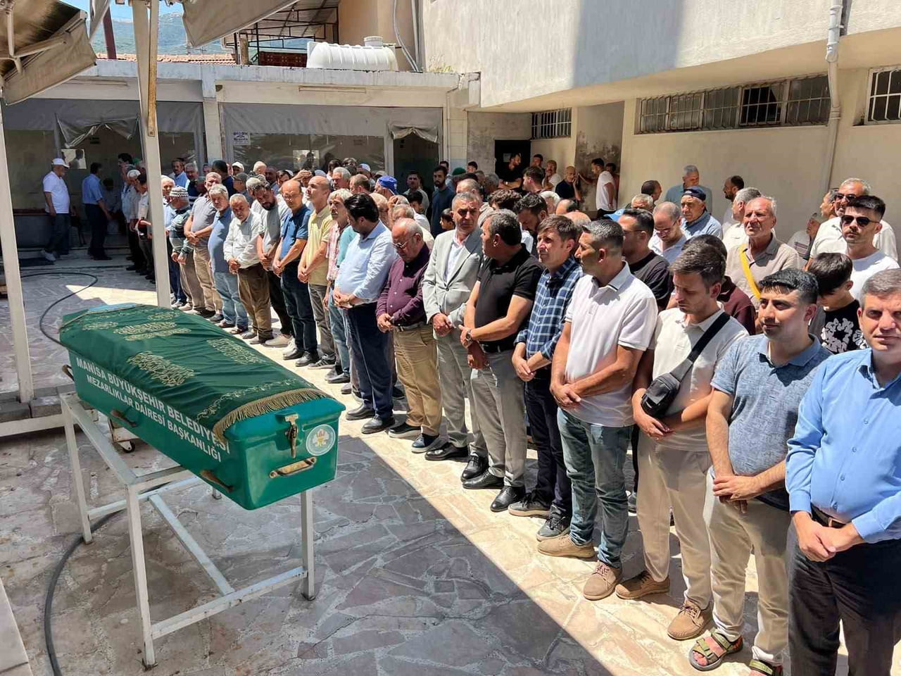 MANİSA'NIN ŞEHZADELER İLÇESİNDE MEYDANA GELEN FECİ KAZADA HAYATINI KAYBEDEN ASIM GİRGEÇ VE ...
