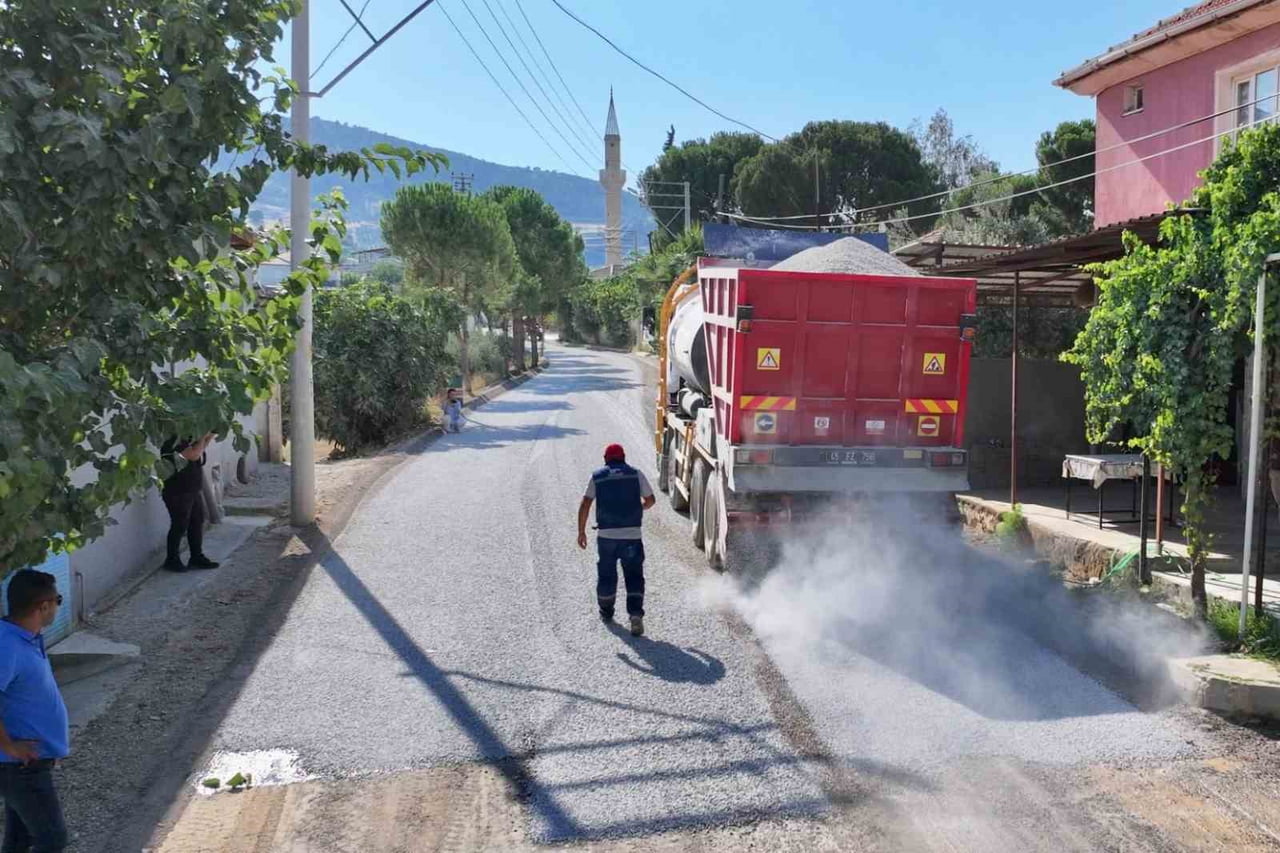 MANİSA BÜYÜKŞEHİR BELEDİYESİ, ALAŞEHİR'DE BELENYAKA, NARLIDERE VE BAHADIR MAHALLELERİNİ BİRBİRİNE...