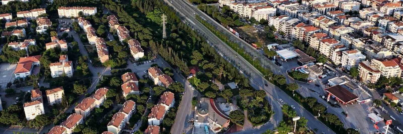 MANİSA BÜYÜKŞEHİR BELEDİYESİ, KENT ULAŞIMINI RAHATLATACAK İKİ ÖNEMLİ KAVŞAK PROJESİNİ HAYATA...