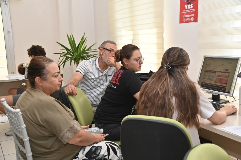 MANİSA BÜYÜKŞEHİR BELEDİYESİ, LİSELERE GEÇİŞ SİSTEMİ (LGS) KAPSAMINDA GELECEĞE YÖNELİK ÖNEMLİ BİR...