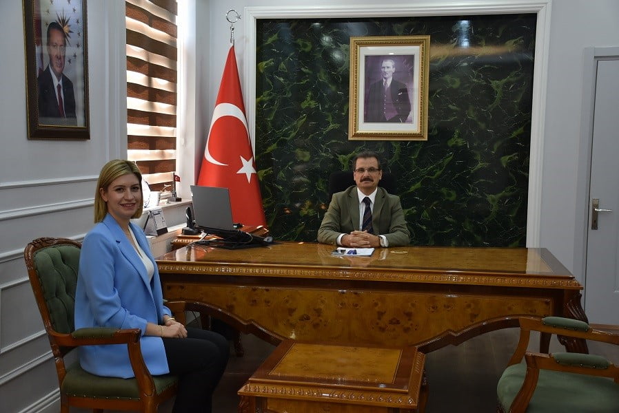 MANİSA’NIN SALİHLİ İLÇESİ DEVLET HASTANESİ'NE YENİ ATANAN BAŞHEKİM UZM. DR. CANSU SARIGÜL, SALİHLİ...