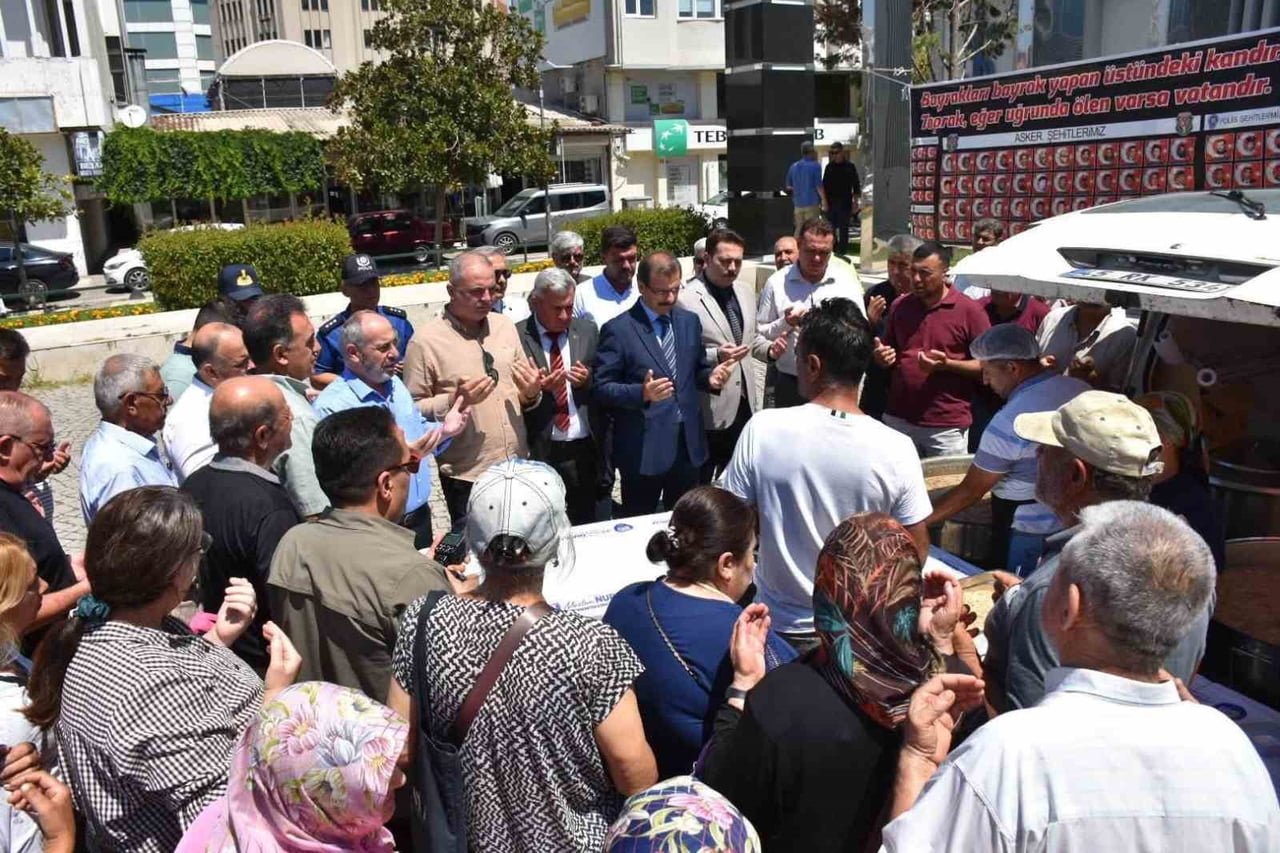 MANİSA’NIN SALİHLİ İLÇESİNDE ŞEHİT AİLELERİ, MUHARREM AYI DOLAYISIYLA TÜM ŞEHİTLERİN AZİZ...