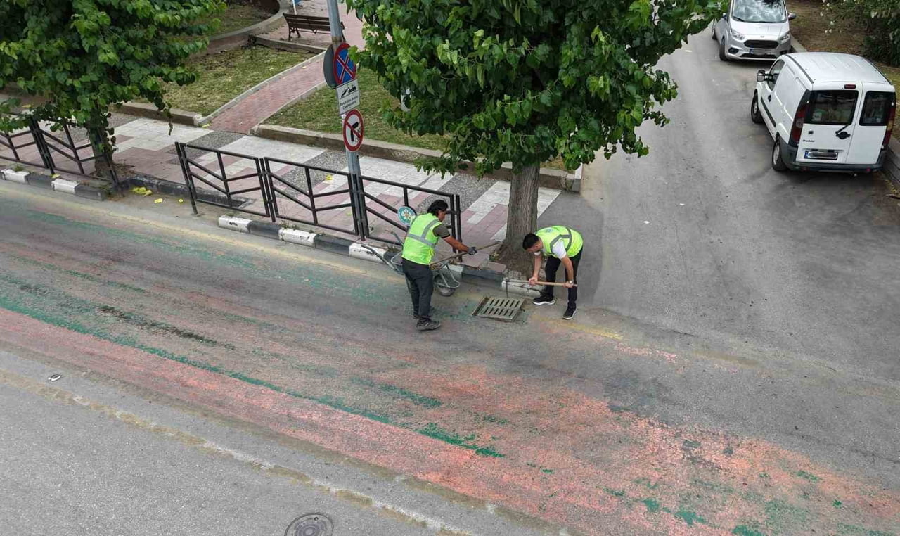 MANİSA SU VE KANALİZASYON İDARESİ (MASKİ) GENEL MÜDÜRLÜĞÜ, 17 İLÇEDE YAĞMUR SUYU IZGARALARINDA...