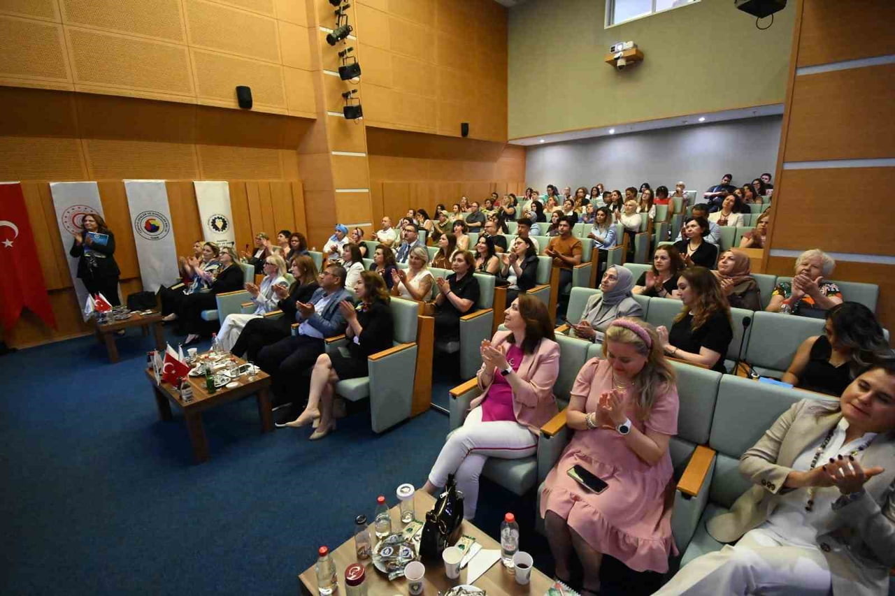 MANİSA TİCARET VE SANAYİ ODASI (MANİSA TSO), TOBB MANİSA KADIN GİRİŞİMCİLER KURULU VE ELGİNKAN...