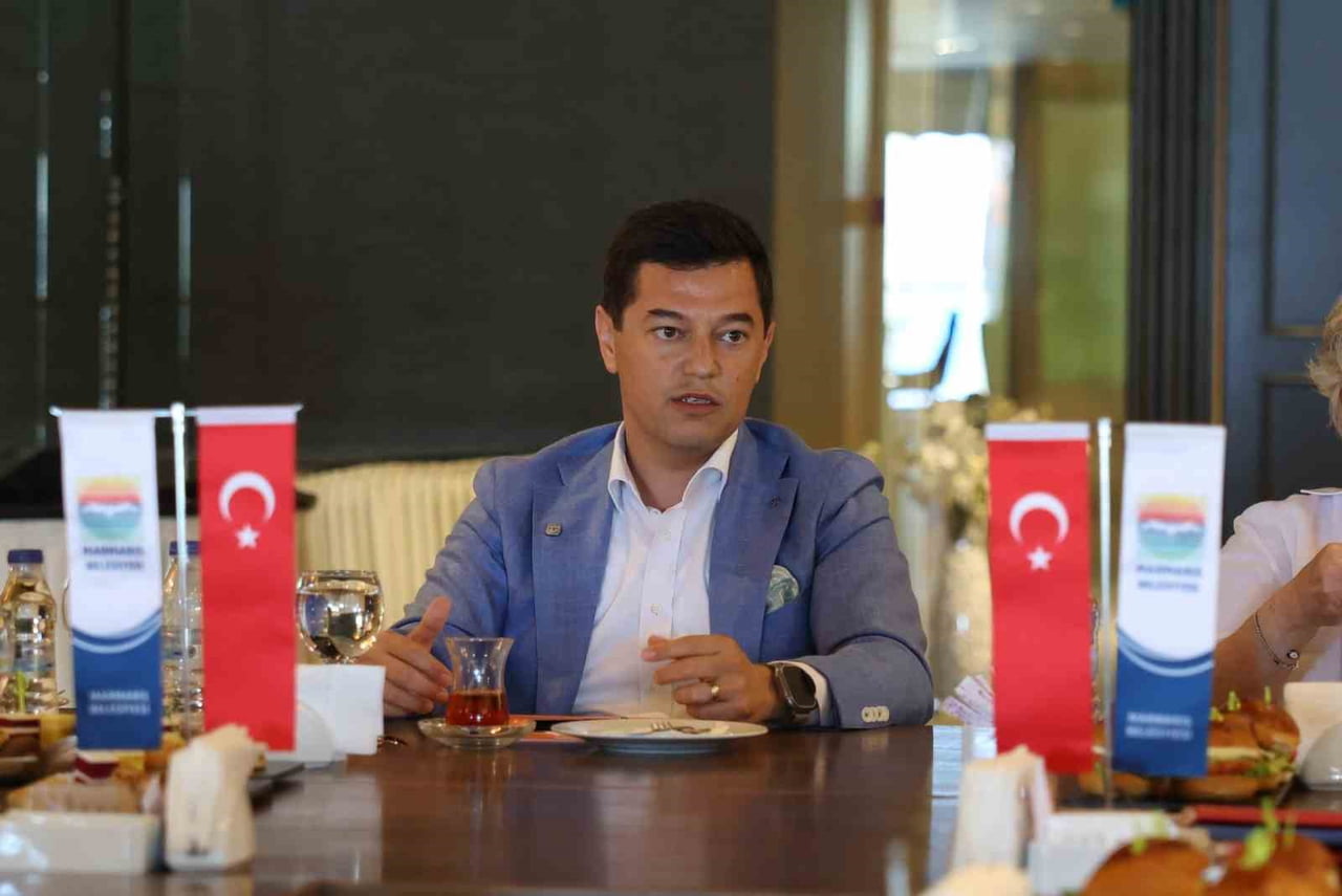 MARMARİS BELEDİYE BAŞKANI ACAR ÜNLÜ, SİVİL TOPLUM KURULUŞLARI VE MESLEK ODALARIYLA HER HAFTA...