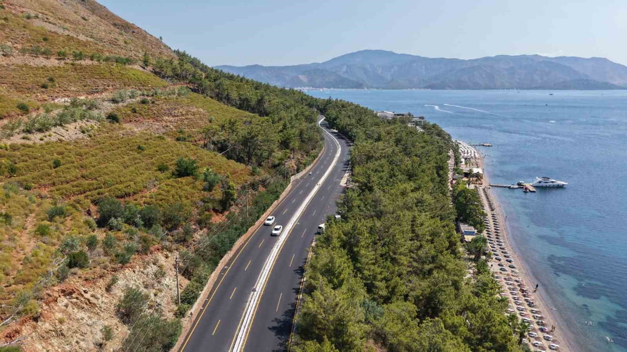 MARMARİS İÇMELER’E 77 MİLYON TL’LİK YOL YATIRIMI