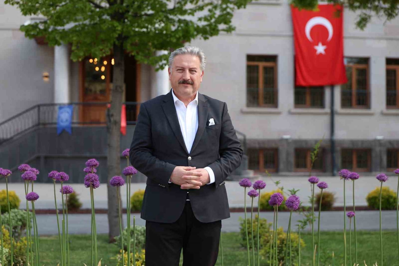 MELİKGAZİ BELEDİYE BAŞKANI DOÇ. DR. MUSTAFA PALANCIOĞLU; "MELİKGAZİ’MİZİN BİZLERİ EN ÇOK...