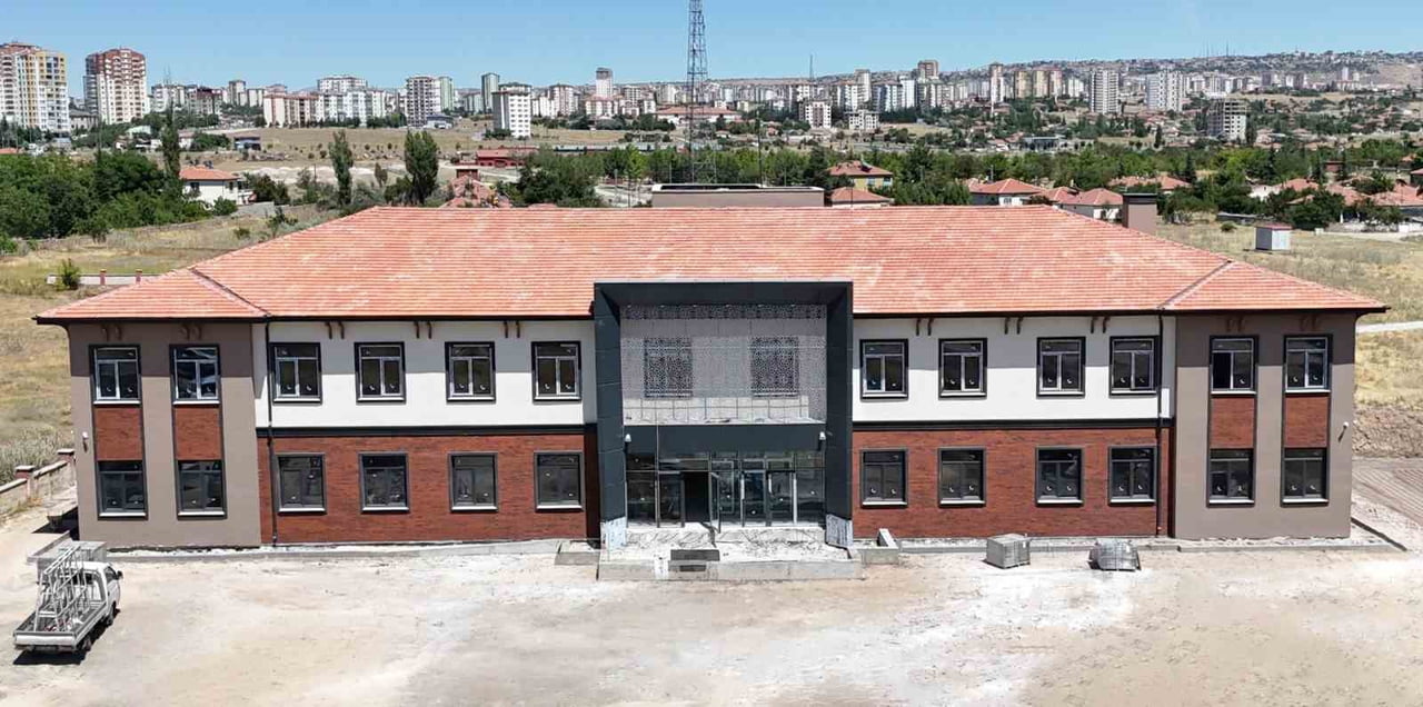 MELİKGAZİ BELEDİYE BAŞKANI DOÇ. DR. MUSTAFA PALANCIOĞLU, YILDIRIM BEYAZIT MAHALLESİ’NDE HAYIRSEVER...