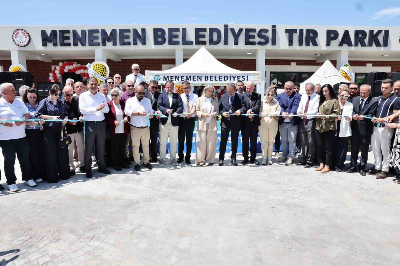 MENEMEN BELEDİYE BAŞKANI AYDIN PEHLİVAN’IN EV SAHİPLİĞİNDE, ÖNCEKİ DÖNEM GENÇLİK VE SPOR BAKANI VE...
