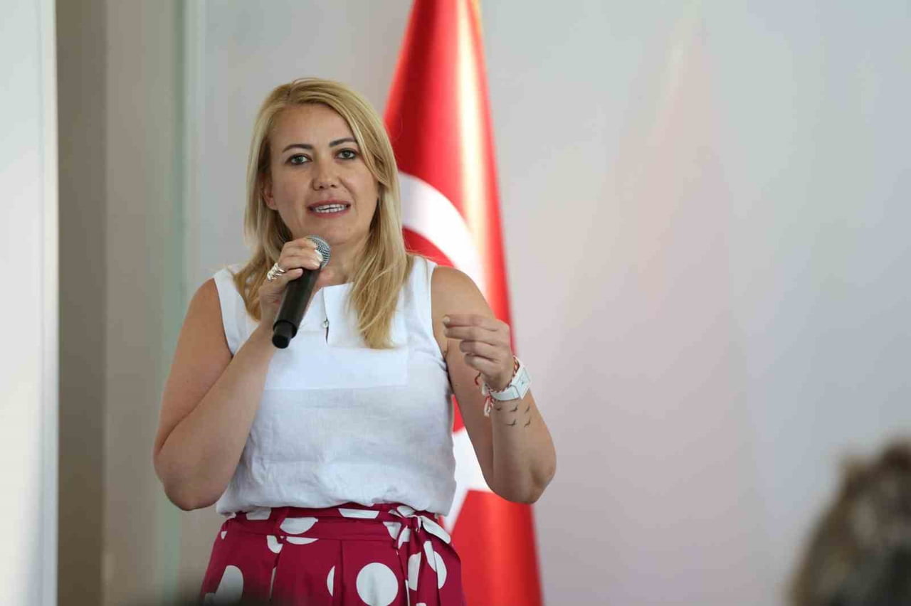 MERKEZEFENDİ BELEDİYE BAŞKANI ŞENİZ DOĞAN