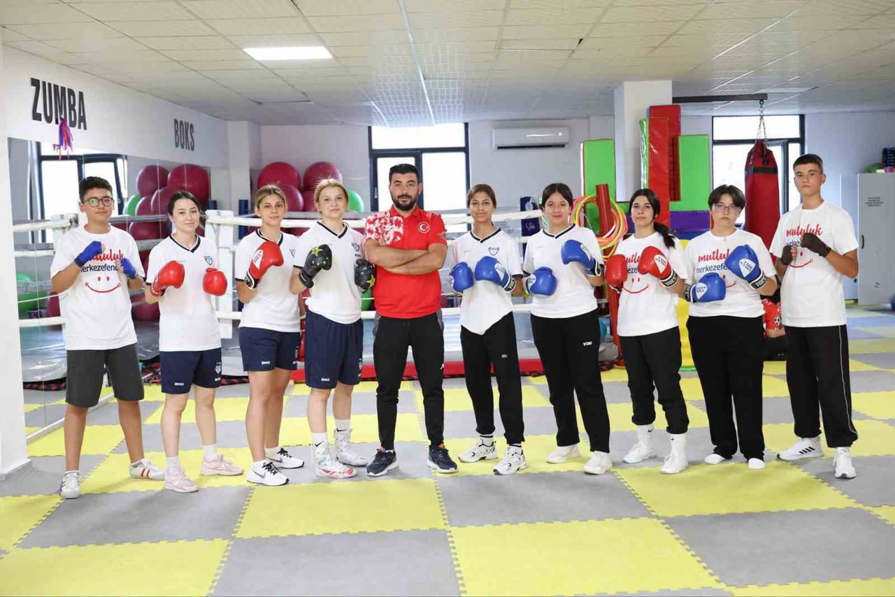 MERKEZEFENDİ BELEDİYESİ SPOR KULÜBÜ’NÜN BAŞARILI SPORCULARI, AMASYA’DA DÜZENLENECEK TÜRKİYE YILDIZ...