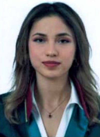 MERSİN'İN ERDEMLİ İLÇESİNDE OTOMOBİLİN ÇARPTIĞI AVUKAT TUĞÇE ŞEN  KALDIRILDIĞI HASTANEDE HAYATINI...