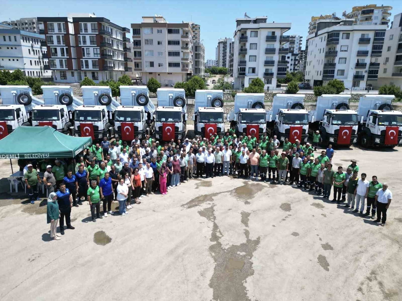 MERSİN ERDEMLİ BELEDİYESİ, BELEDİYECİLİK HİZMETLERİNİ DAHA HIZLI VE ETKİN BİR ŞEKİLDE YÜRÜTMEK...