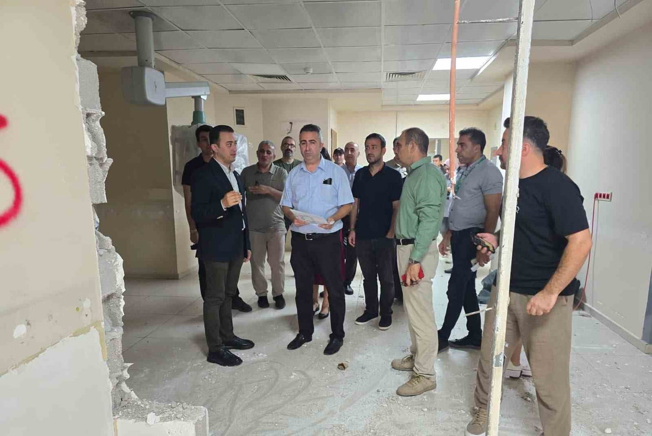 MERSİN İL SAĞLIK MÜDÜRÜ MUSTAFA EKİCİ, TOROS DEVLET HASTANESİ ACİL SERVİSİNDE HİZMET KALİTESİNİ...