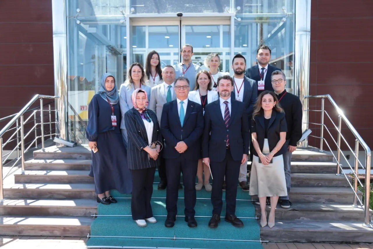 MİLLÎ EĞİTİM BAKANLIĞI TARAFINDAN YÜRÜTÜLEN YAPAY ZEKÂ DESTEKLİ MÜDAHALE PROGRAMI VE PERFORMANS...