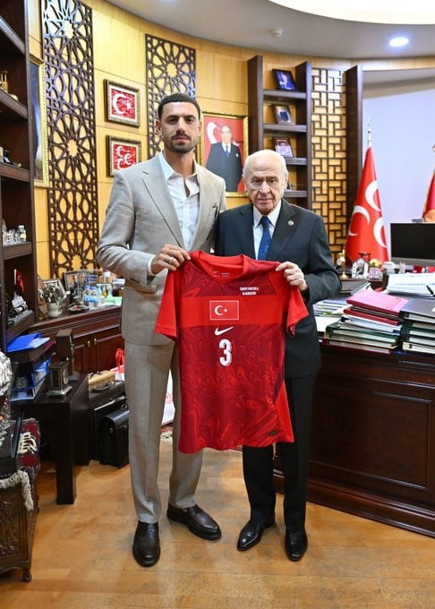 MİLLİYETÇİ HAREKET PARTİSİ (MHP) GENEL BAŞKANI DEVLET BAHÇELİ, MİLLİ FUTBOLCU MERİH DEMİRAL’I...
