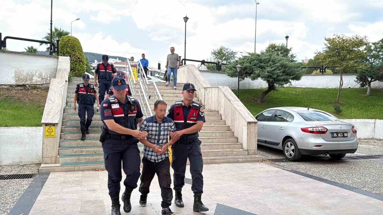 MUĞLA'NIN MENTEŞE İLÇESİNDE RESTORANDA ÇIKAN TARTIŞMADA AKRABASI OLDUĞU ÖĞRENİLEN HALİL KORKUT'U...