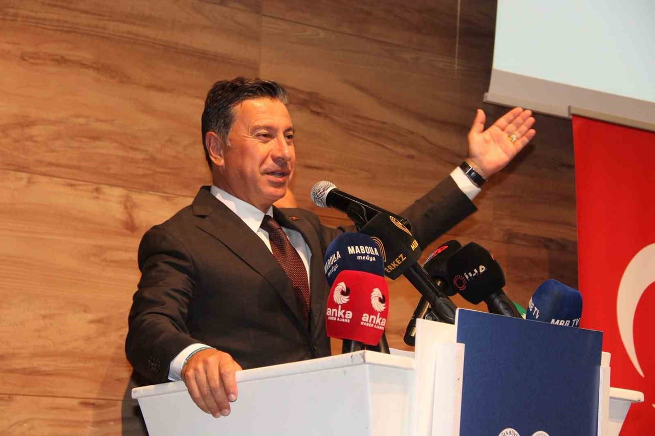 MUĞLA BÜYÜKŞEHİR BELEDİYE BAŞKANI AHMET ARAS