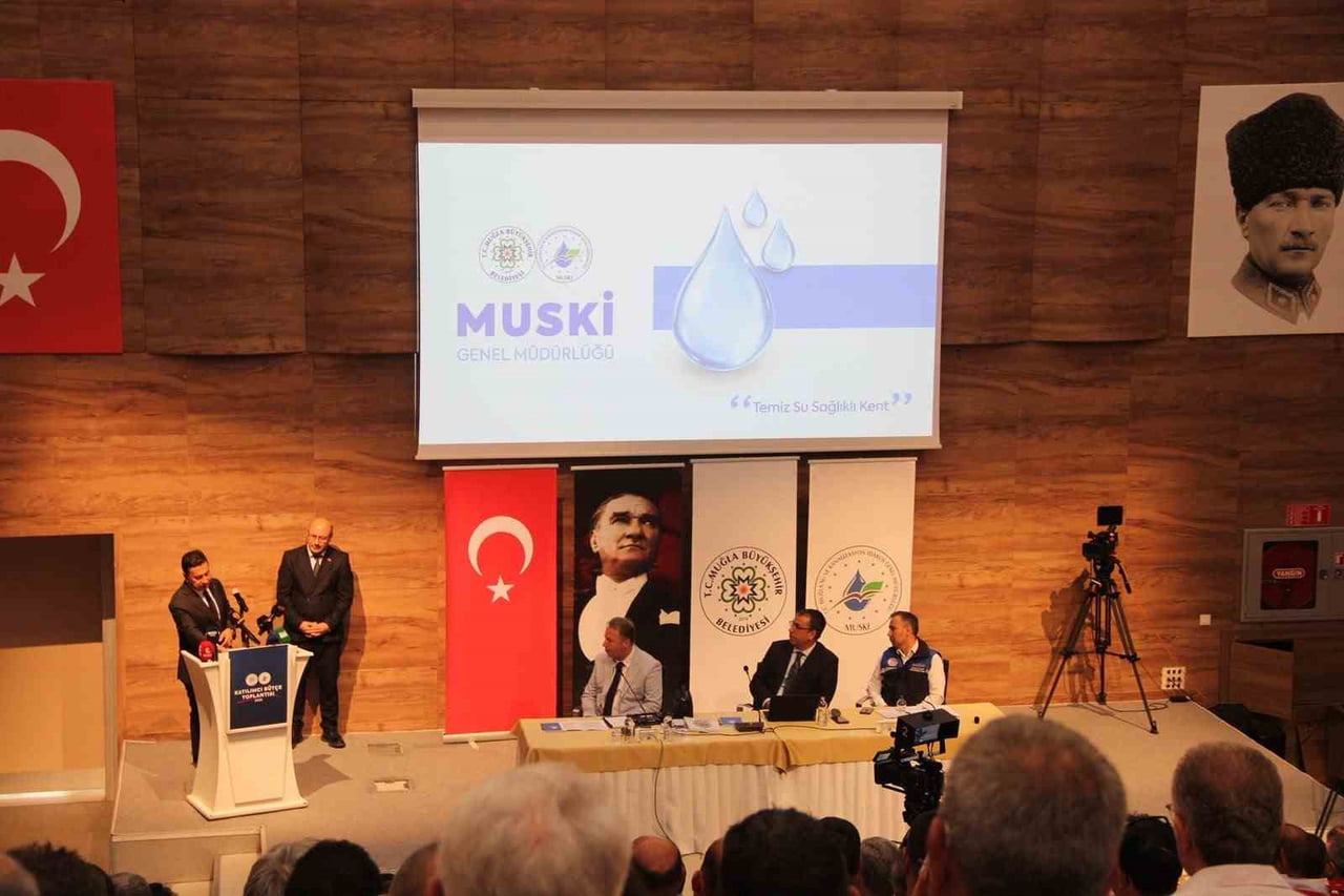 MUĞLA BÜYÜKŞEHİR BELEDİYE BAŞKANI AHMET ARAS, MUSKİ’NİN 2027 YILI KATILIMCI BÜTÇE TOPLANTISI’NDA...