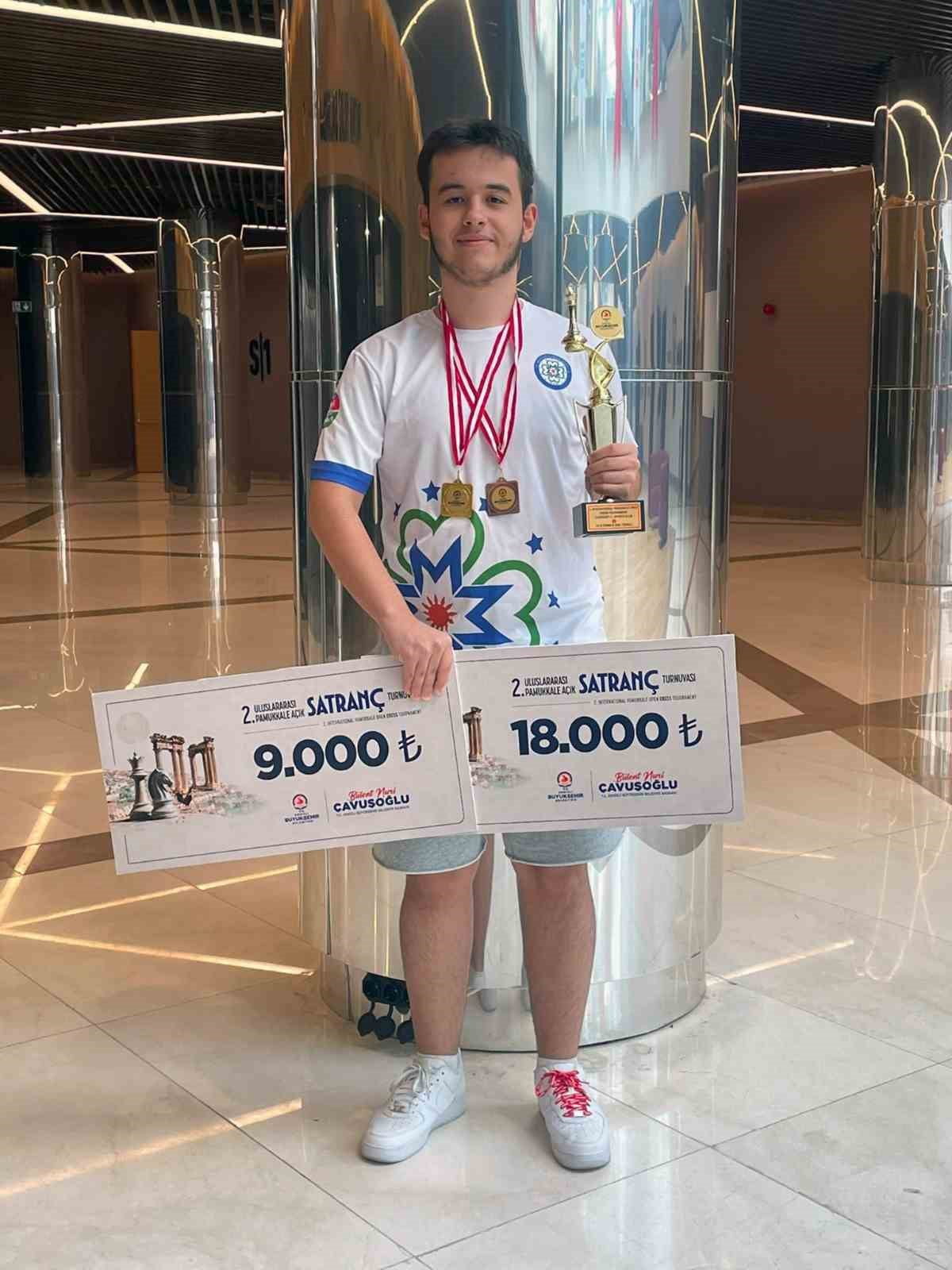 MUĞLA BÜYÜKŞEHİR BELEDİYESİ SPOR KULÜBÜ SPORCUSU AYAZ TUFANER, YUNANİSTAN’DA DÜZENLENEN İKOROS...