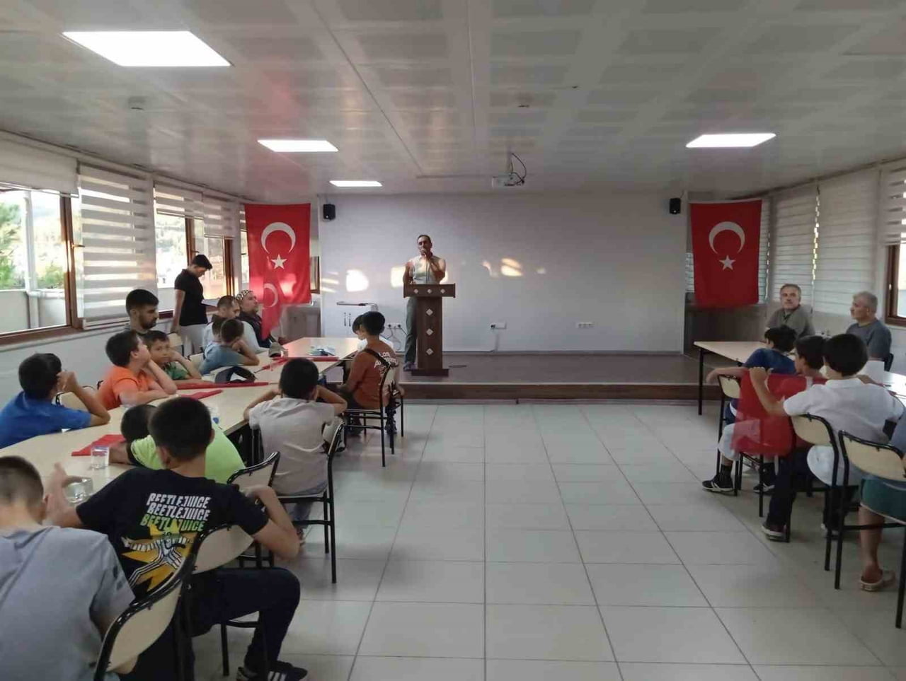 MUĞLA’DA GENÇ YILDIZLARDAN GAZZE’YE DESTEK VE ŞEHİTLERE VEFA YÜRÜYÜŞÜ