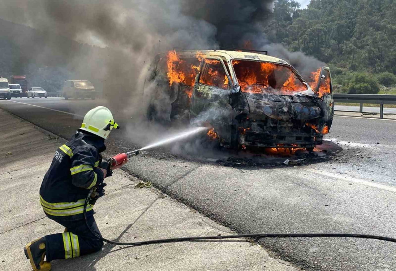 MUĞLA İTFAİYESİ 6 AYDA 2 BİN 241 VAKAYA MÜDAHALE ETTİ