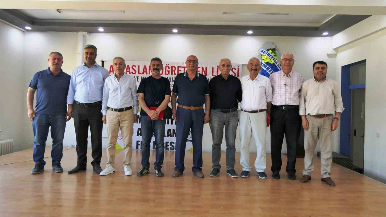 MURADİYE ALPASLAN ÖĞRETMEN LİSESİ MEZUNLARI HER YIL OLDUĞU GİBİ BU YIL DA GELENEKSEL OLARAK BİR...