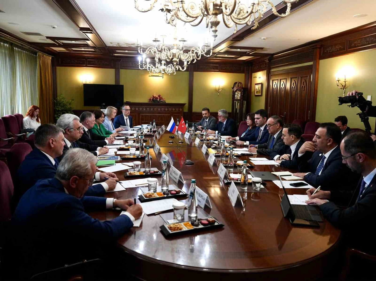 MURAT KURUM, RUSYA TEMASLARI KAPSAMINDA RUSYA FEDERASYONU İNŞAAT VE BÖLGESEL KALKINMADAN SORUMLU...