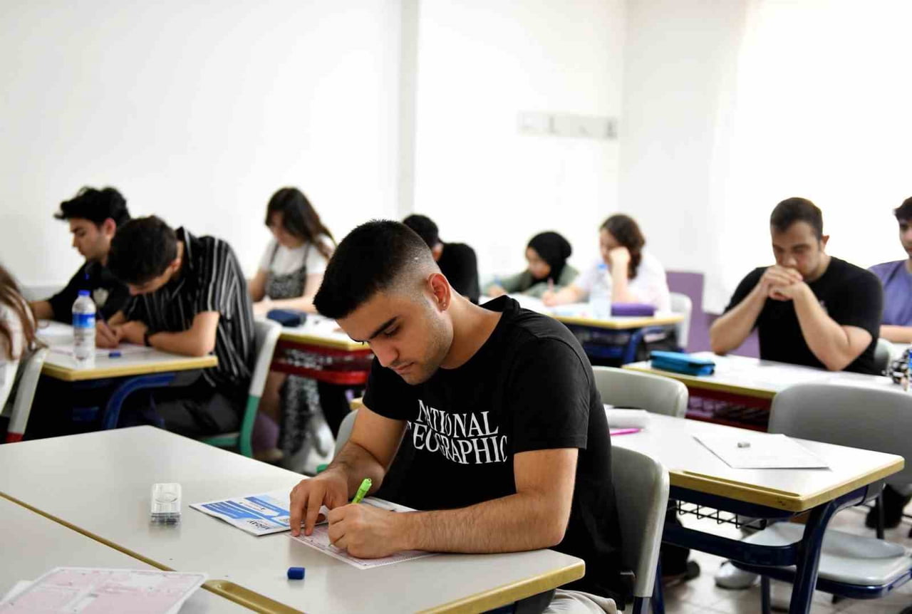 MURGEM'DEN 2026 YÜKSEKÖĞRETİM KURUMLARI SINAVI'NA (YKS) KATILAN ÖĞRENCİLERİN YÜZDE 96'SI DÖRT...