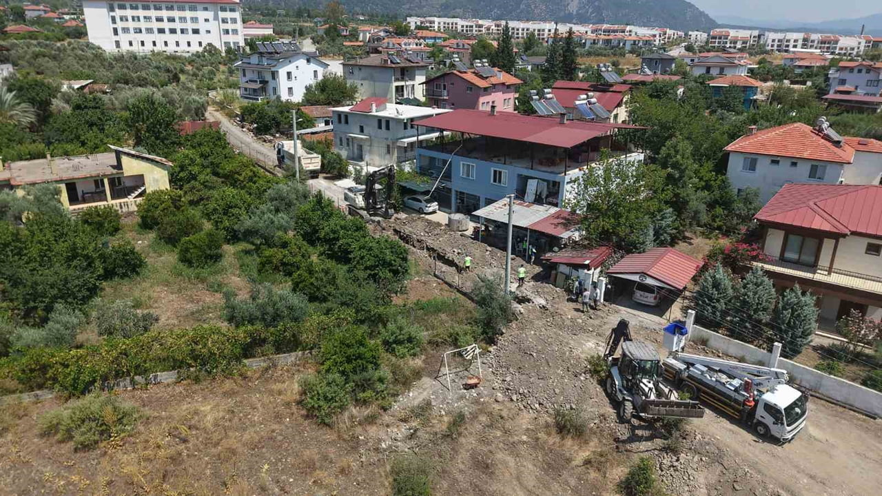 MUSKİ, TOPARLAR’DA KOMŞULAR ARASINDAKİ ANLAŞMAZLIKLARA SON VERİYOR