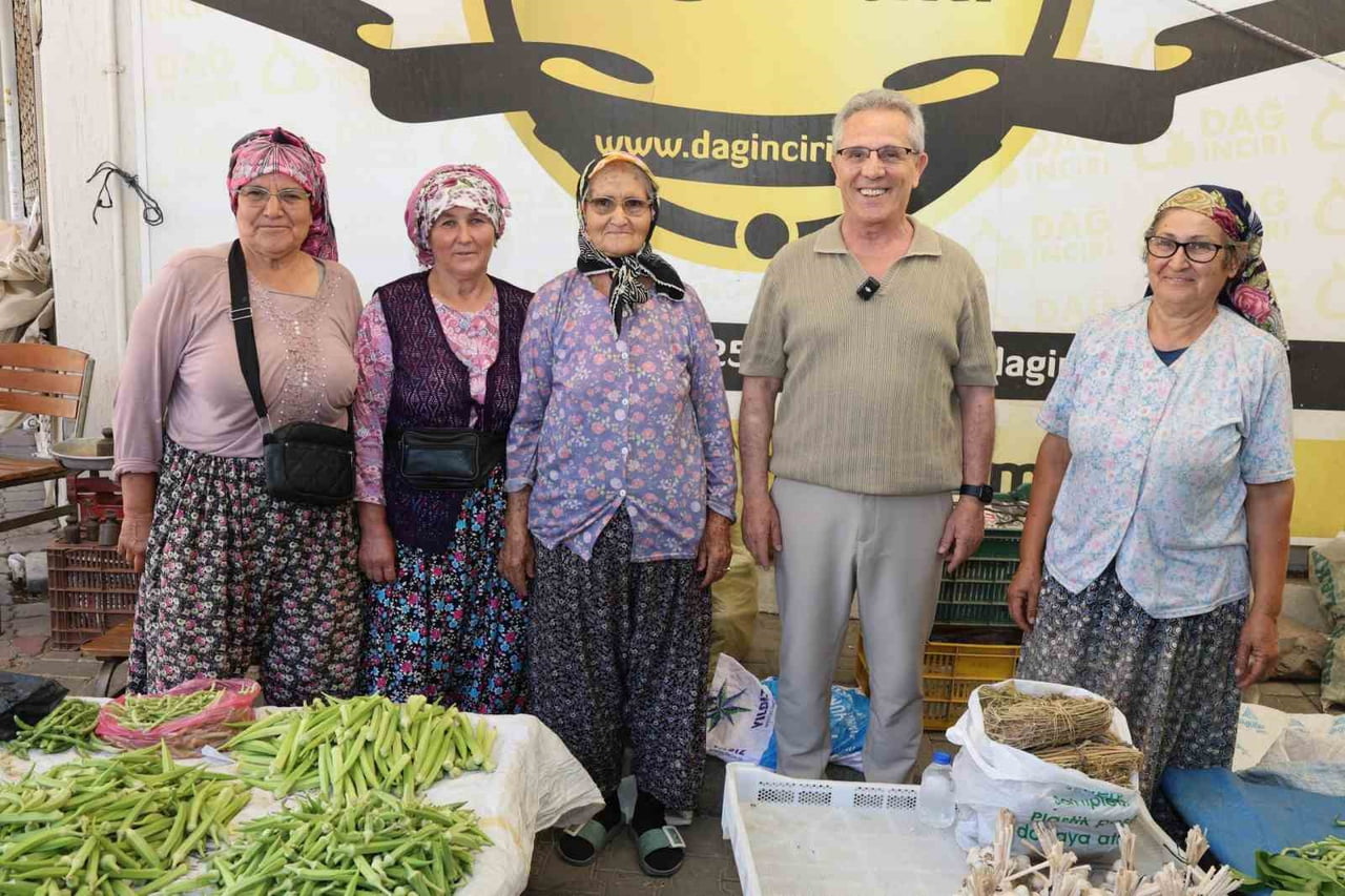 NAZİLLİ BELEDİYE BAŞKANI DR. ERTUĞRUL TETİK, TURAN MAHALLESİ'NDE CUMARTESİ GÜNLERİ KURULMASI...