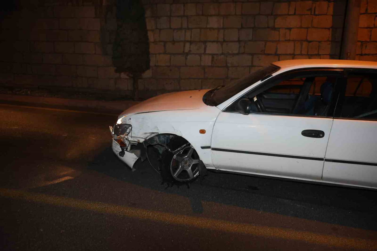 NEVŞEHİR'DE İKİ ARACA ÇARPTIKTAN SONRA OLAY YERİNDEN KAÇAN OTOMOBİL SÜRÜCÜSÜ, POLİS EKİPLERİNE ZOR...