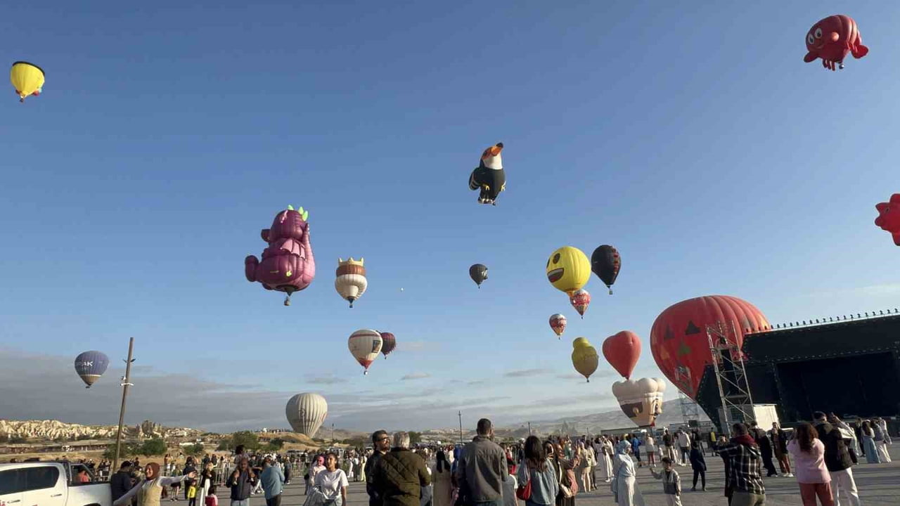 NEVŞEHİR KÜLTÜR YOLU FESTİVALİ KAPSAMINDA DÜZENLENEN 7. ULUSLARARASI KAPADOKYA BALON FESTİVALİ...