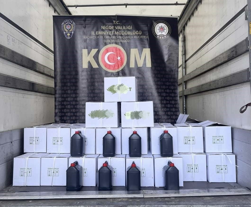 NİĞDE'DEKİ KAÇAKÇILIK OPERASYONUNDA 6 ŞÜPHELİ GÖZALTINA ALINDI