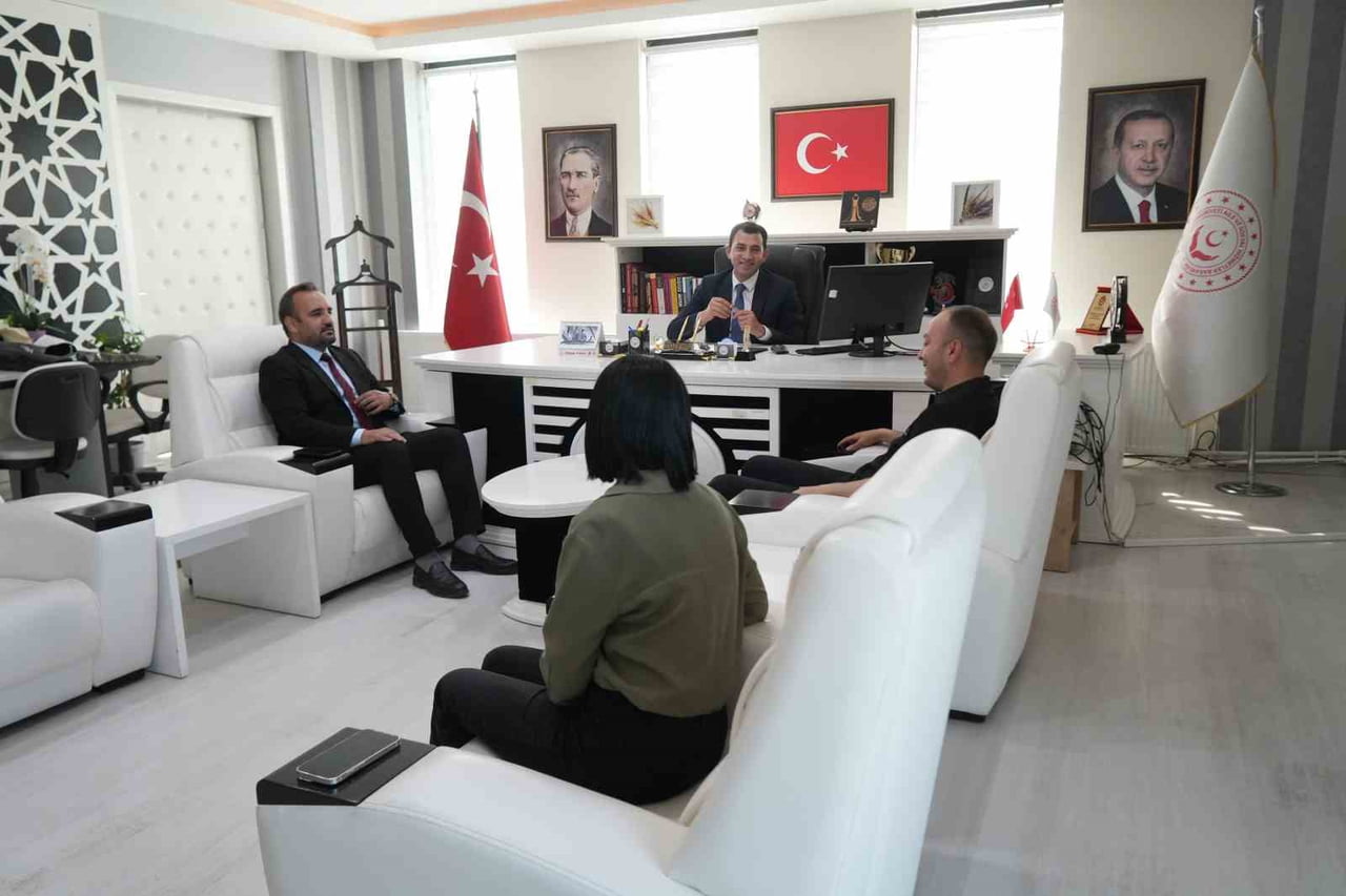 NİĞDE AİLE VE SOSYAL HİZMETLER İL MÜDÜRLÜĞÜ; KORUYUCU AİLE HİZMETLERİNE DİKKAT ÇEKMEK VE DAHA...
