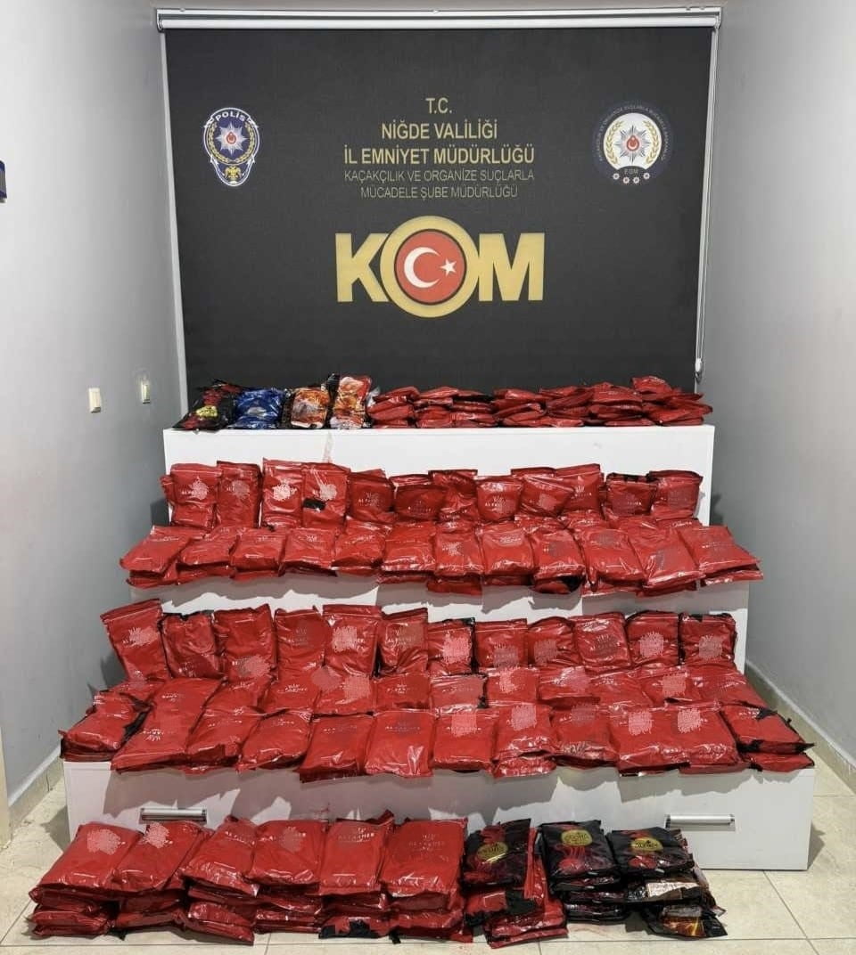 NİĞDE’DE KAÇAK TÜTÜN OPERASYONU