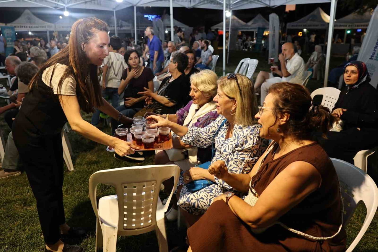 NİLÜFER BELEDİYE BAŞKANI ŞADİ ÖZDEMİR, İHSANİYE MAHALLESİ SAKİNLERİ İLE BİR ARAYA GELDİ....