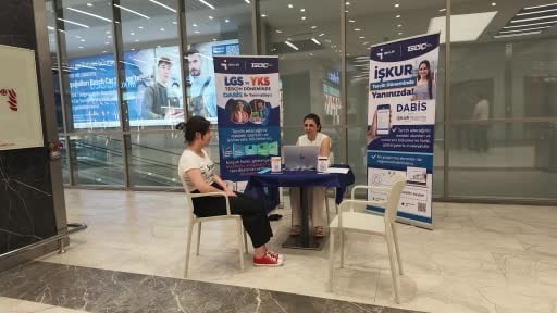 Öğrencilere LGS ve YKS tercihlerinde DABİS desteği: Niğde’de öğrenci ve veliler...