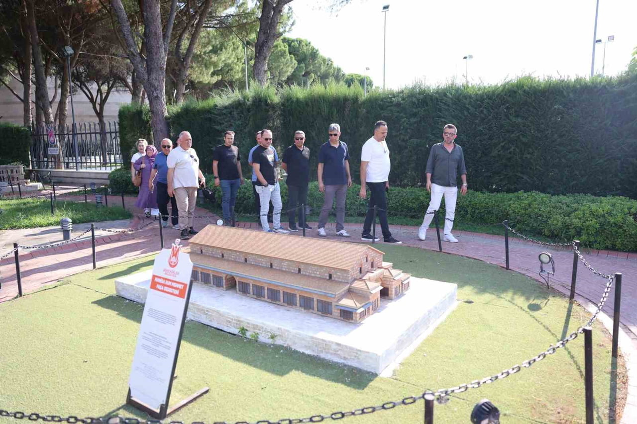 ÖĞRETMENEVİ VE AKŞAM SANAT OKULU MÜDÜRLÜKLERİ BÖLGESEL PAYDAŞ TOPLANTISI KAPSAMINDA MANİSA'YA...