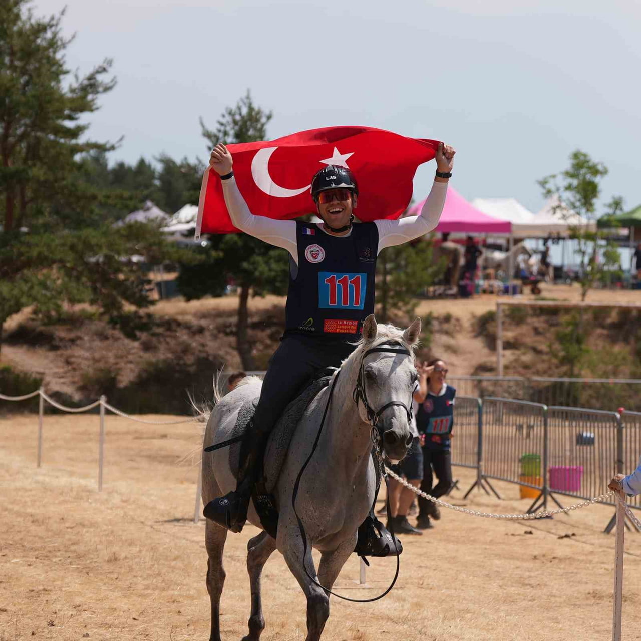 OĞUZ ALPER ÖKTEM, TÜRKİYE’Yİ EYLÜL AYINDA PORTEKİZ’DE DÜZENLENECEK ULUSLARARASI FEI MİLLETLER...