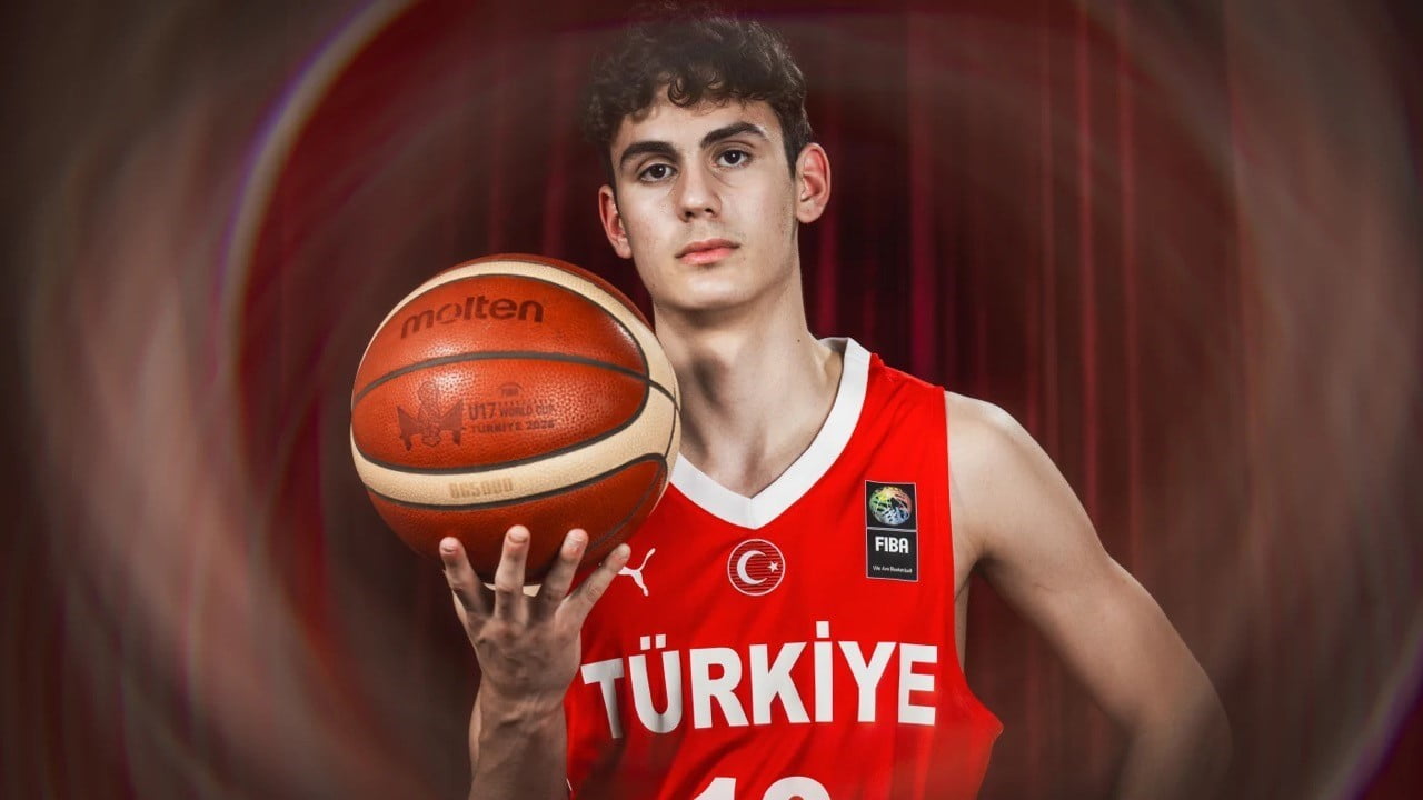ÖMER KUTLUAY, SLOVENYA’NIN LJUBLJANA KENTİNDE DEVAM EDEN FIBA 20 YAŞ ALTI ERKEKLER AVRUPA...