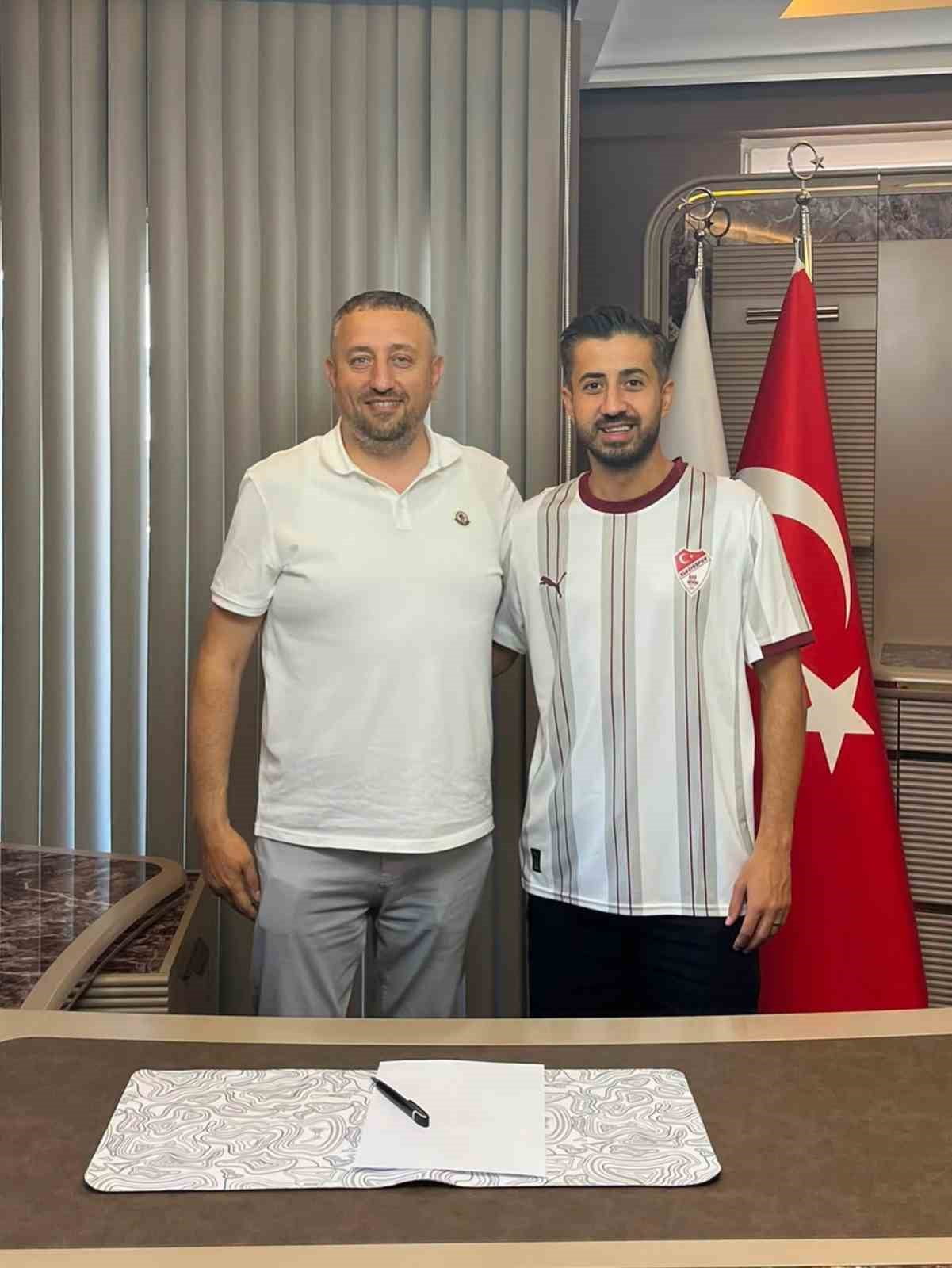 ONUR ERİŞ RESMEN ELAZIĞSPOR'DA