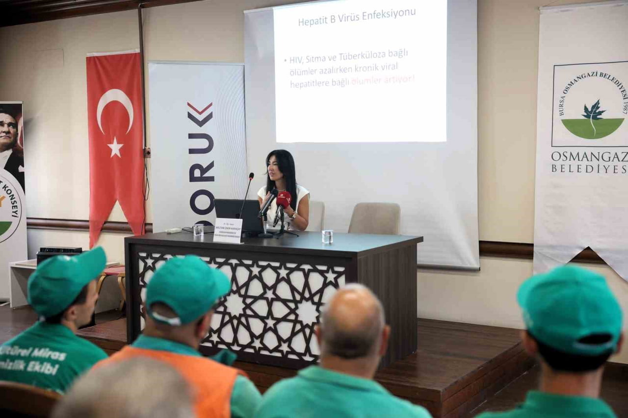 OSMANGAZİ BELEDİYESİ’NİN DÜNYA HEPATİT GÜNÜ KAPSAMINDA DÜZENLEDİĞİ EĞİTİMDE, TEMİZLİK İŞLERİ...