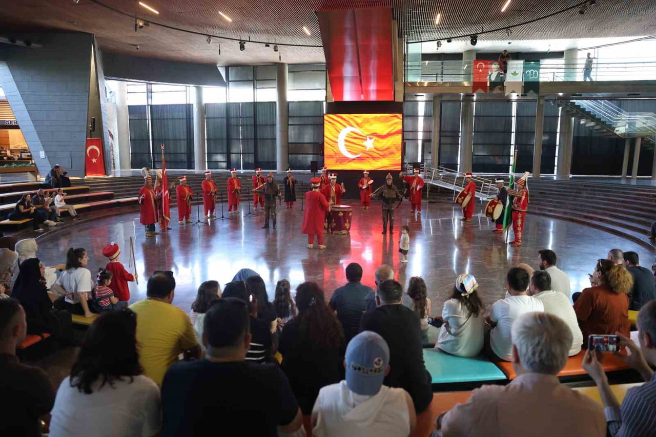 OSMANGAZİ BELEDİYESİ’NİN HER PAZAR GÜNÜ PANORAMA 1326 BURSA FETİH MÜZESİ’NDE DÜZENLEDİĞİ MEHTER...