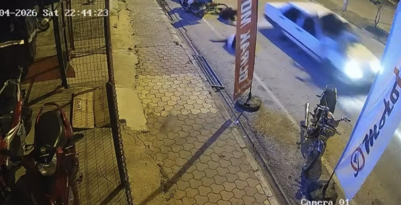 OSMANİYE'NİN DÜZİÇİ İLÇESİNDE OTOMOBİLİYLE 4 KİŞİYE ÇARPARAK KAÇAN SÜRÜCÜNÜN POLİSE GİDEREK TESLİM...